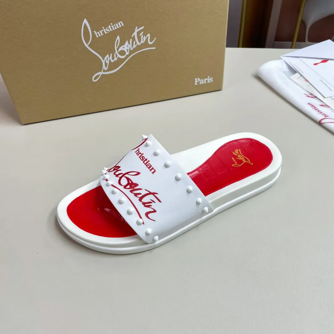 [CL red sole shoes] P: 340💰 size 38-45 Men’s classic slippers, made on the official website 1:1, the original factory specializes in original materials ➖ OEM 3D printed patterns, all hand-nailed and made ➖ Ultra-light non-slip outsole. Super fashionable and super comfortable, handsome on the feet, a must-have for men in summer! !